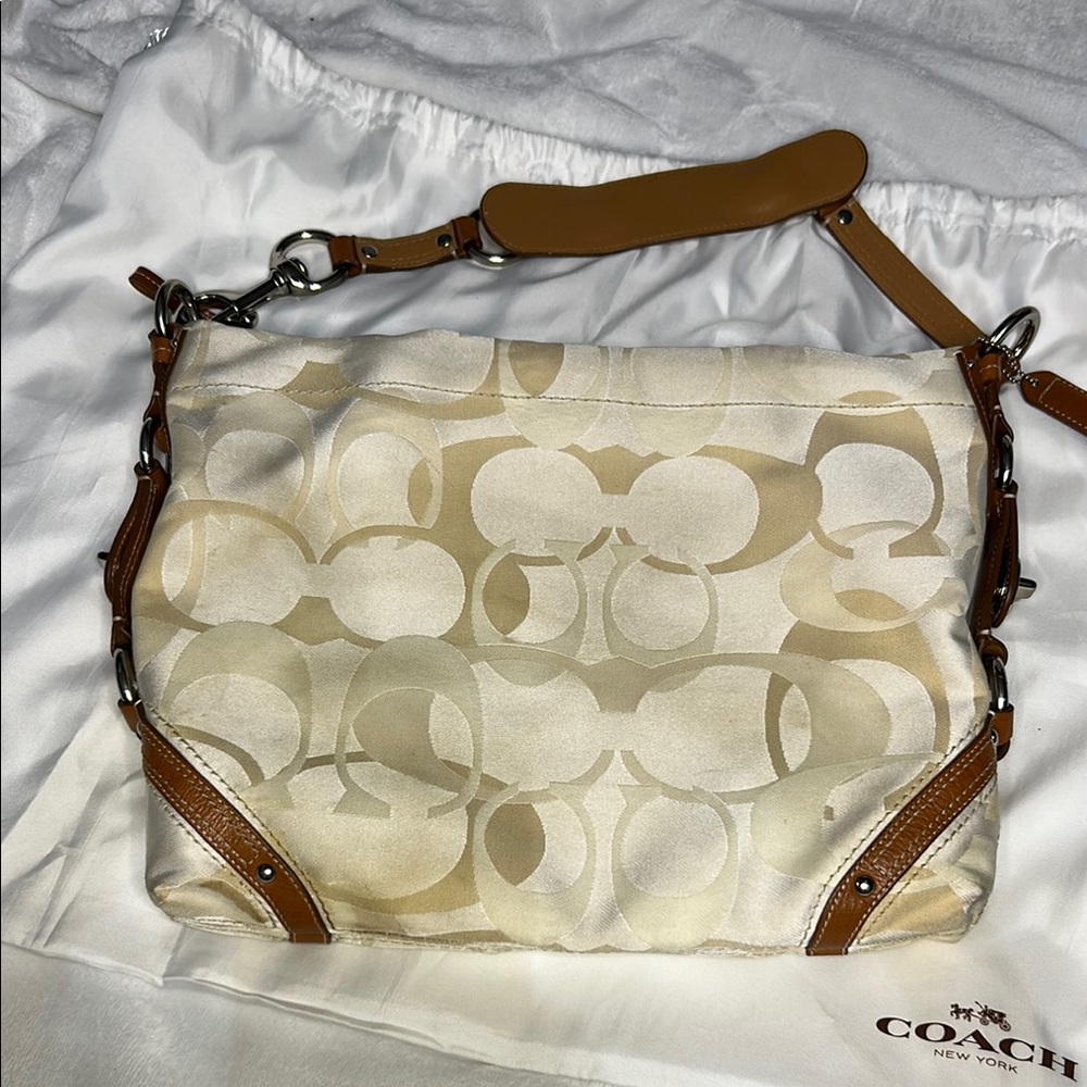 Coach Cream and Tan Shoulder Bag with Leather Accents - Picture 3 of 11